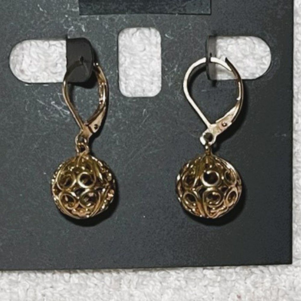 Gold tone round dangle earrings